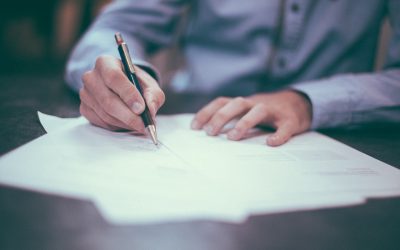 Les erreurs à éviter dans la rédaction d’une clause bénéficiaire d’assurance-vie